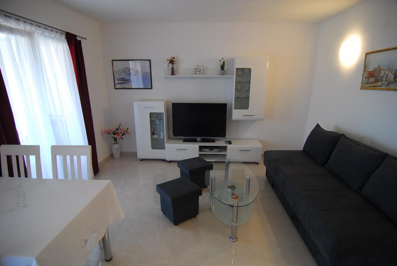 Natalie Apartment Omis