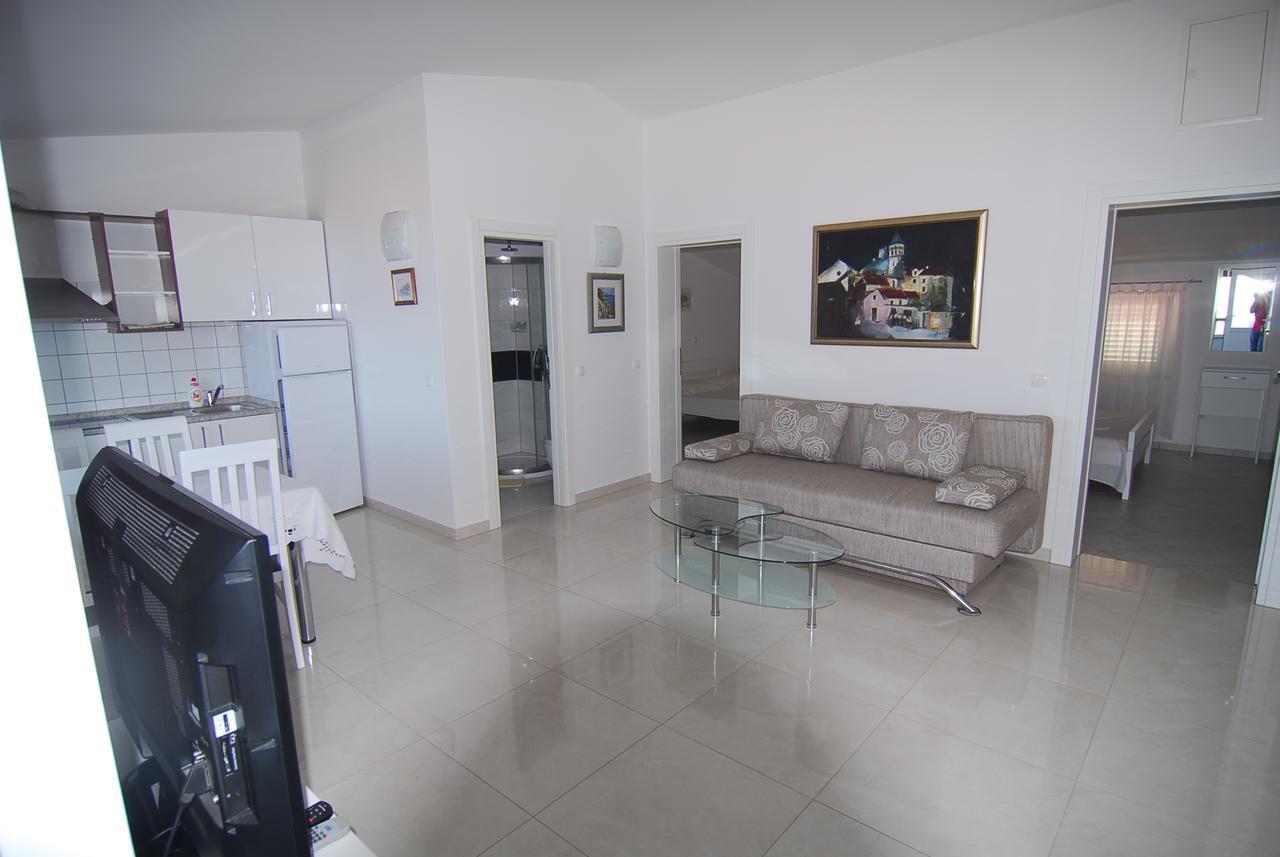 Natalie Apartment