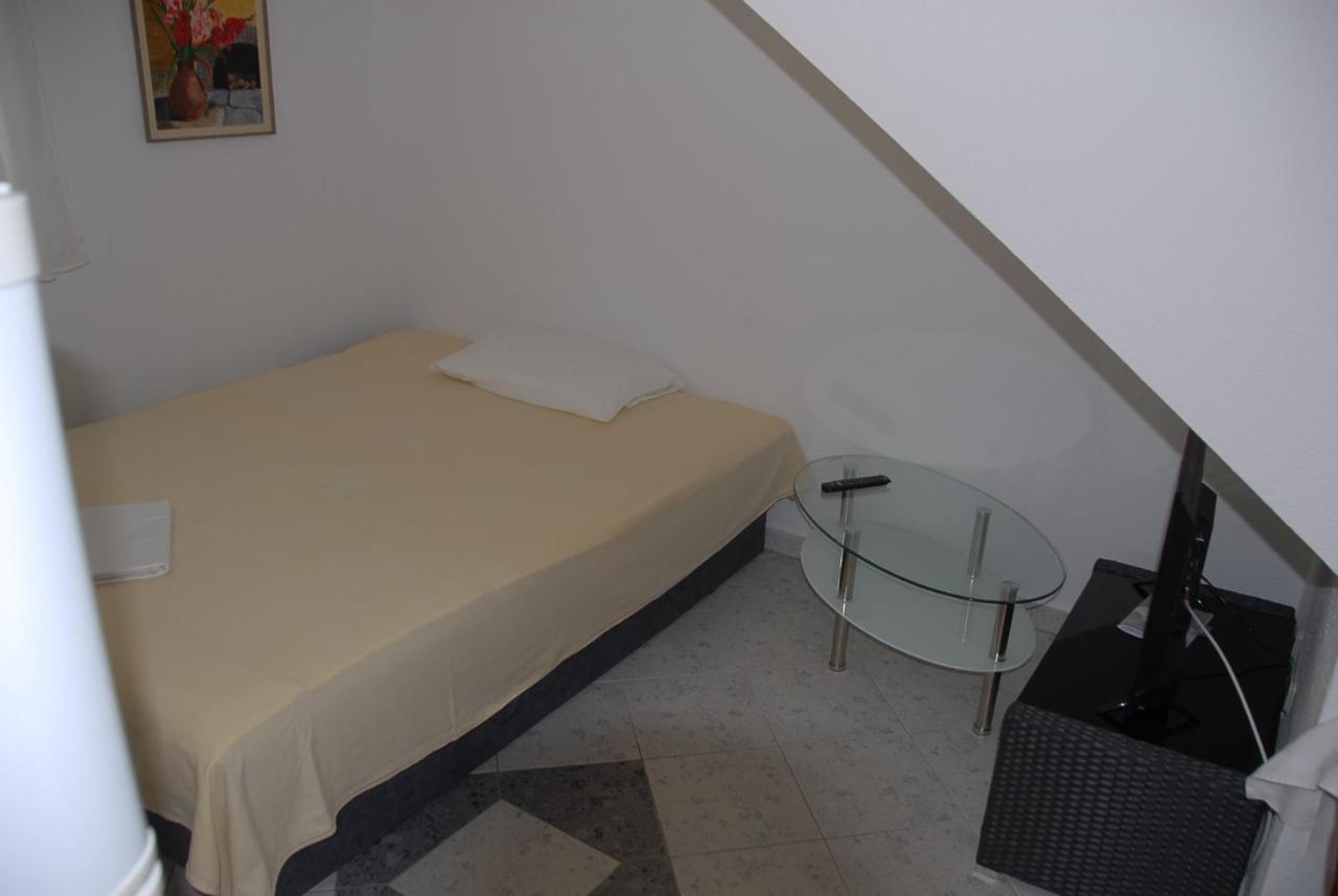 Natalie Apartment